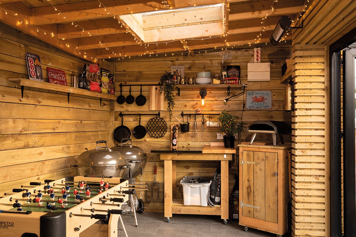 diy garden hut