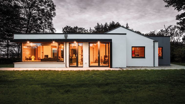 Connecting an extension